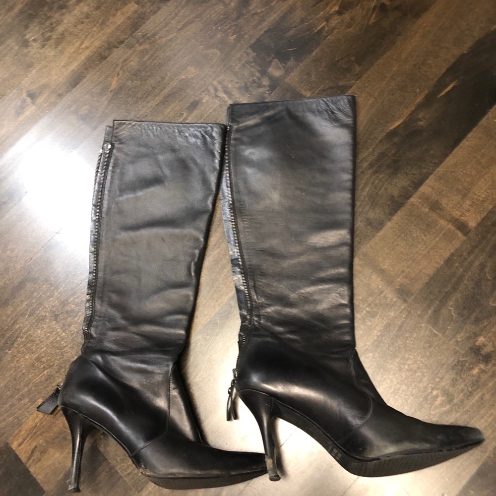 Stuart weitzman boots